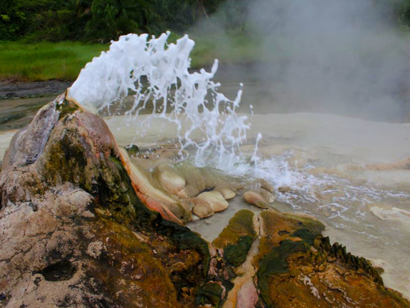 Sempaya Hot Springs